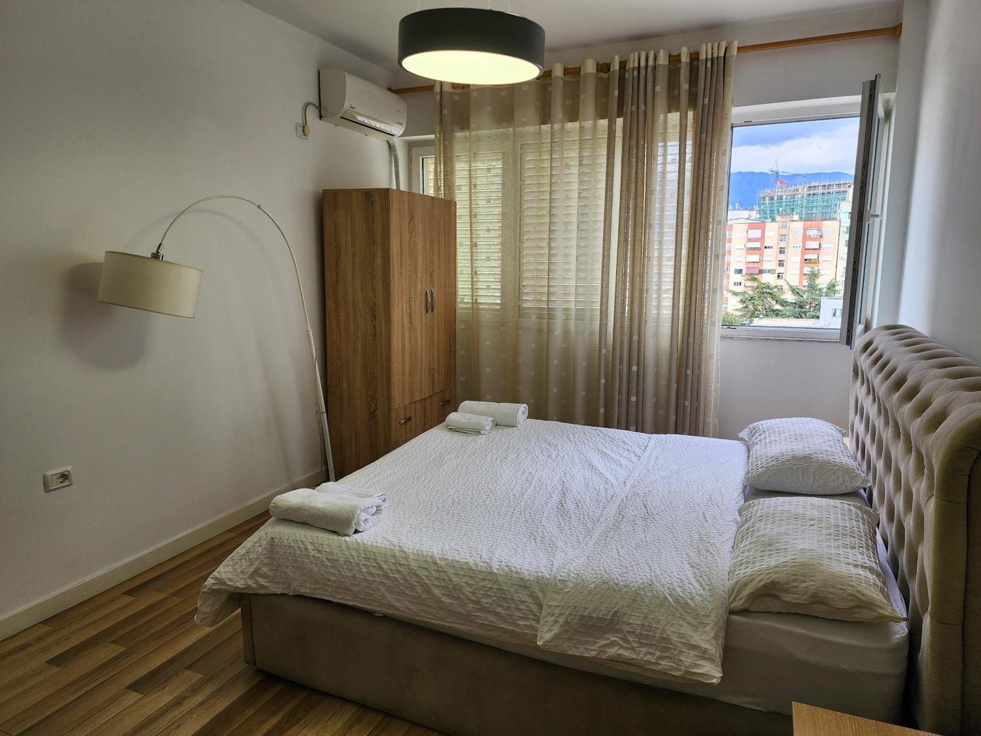 2E Apartment Myslym Shyri Tirana Exterior photo