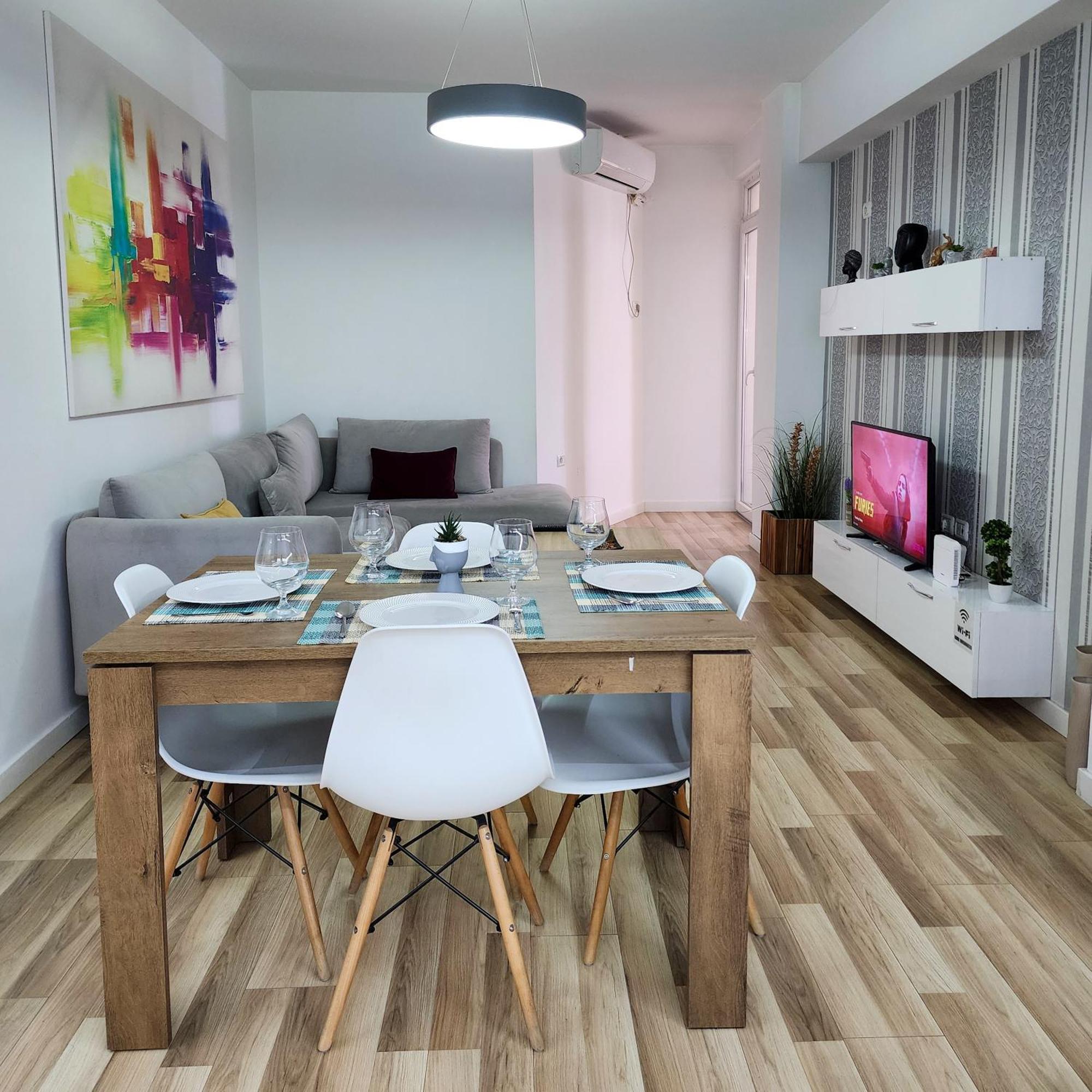2E Apartment Myslym Shyri Tirana Exterior photo